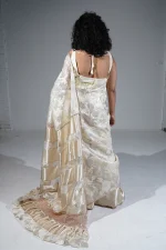 Floral silk saree with ruffle design - Image 4